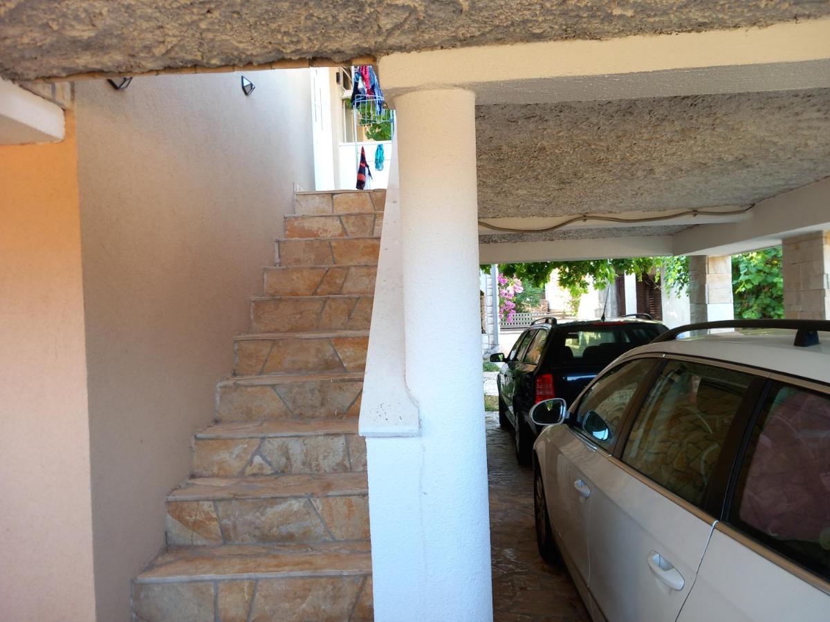 Familien Ferienhaus Vir Croatia 150M Strand Restaurant Einkaufen エクステリア 写真